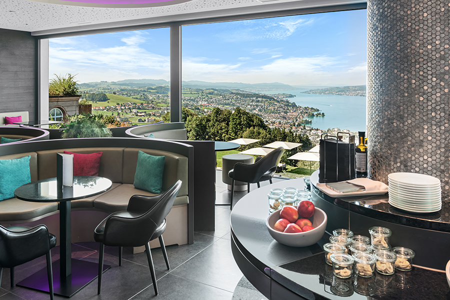 Akari Lounge